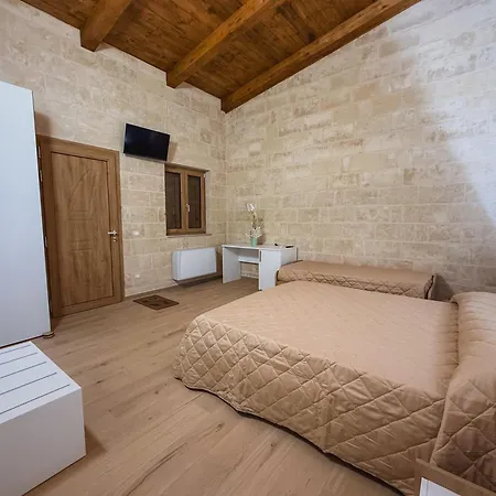 Tenuta Santarcangelo Farma *